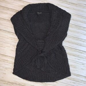 BCBG MAXA ZRIA Black Sleeveless Sweater-Medium